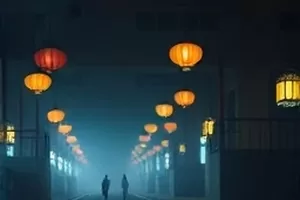 电影《一公里的海》主视觉剧照，沿海公路与孤身骑行者